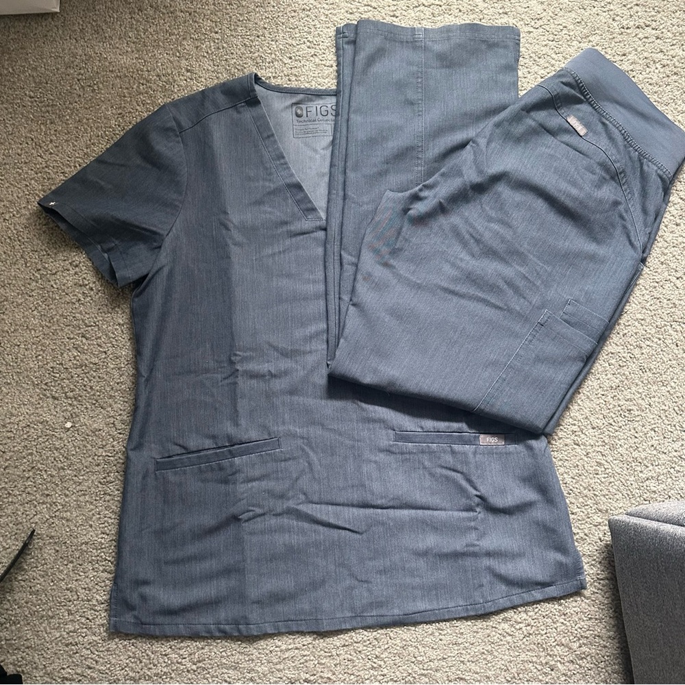 Figs Scrub Set in Heather Denim